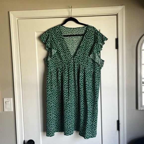 Ditsy Floral Ruffle Sleeve Dress - Picture 3 of 6